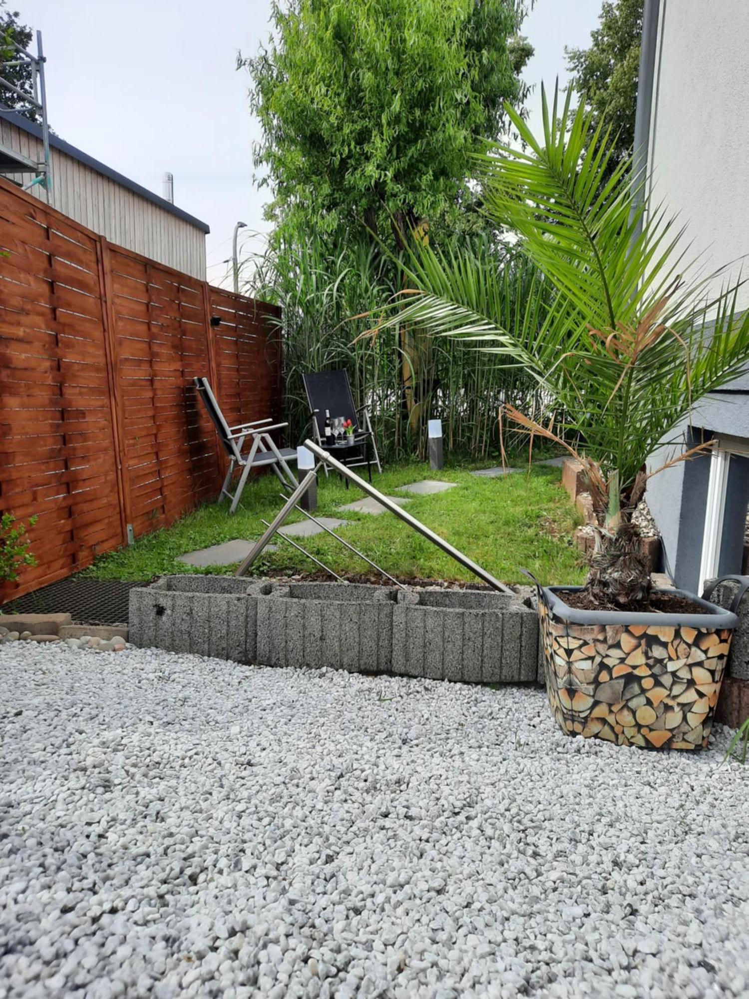 Gemuetliches Einliegerapartment, 50 Qm Trippstadt Kültér fotó