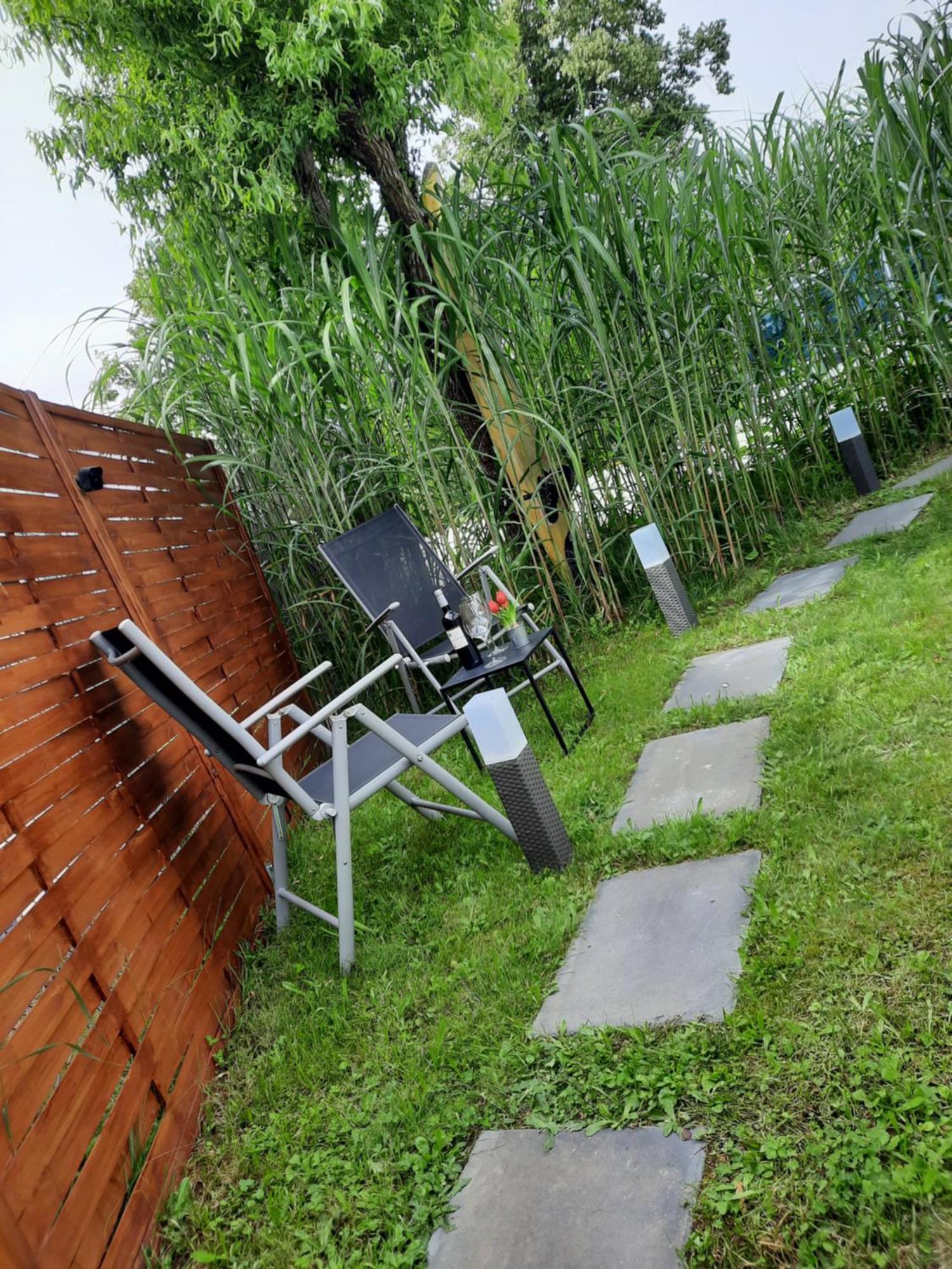 Gemuetliches Einliegerapartment, 50 Qm Trippstadt Kültér fotó
